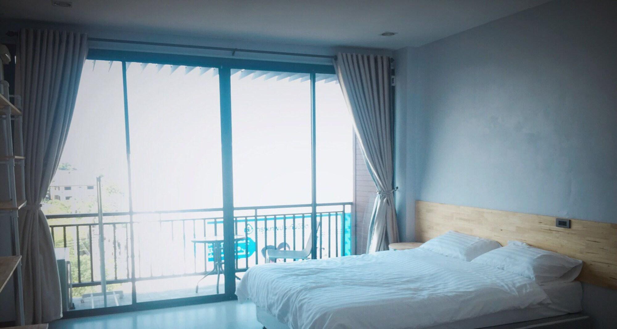 Rinrada Loft Resident Hotel Chiang Mai Ngoại thất bức ảnh