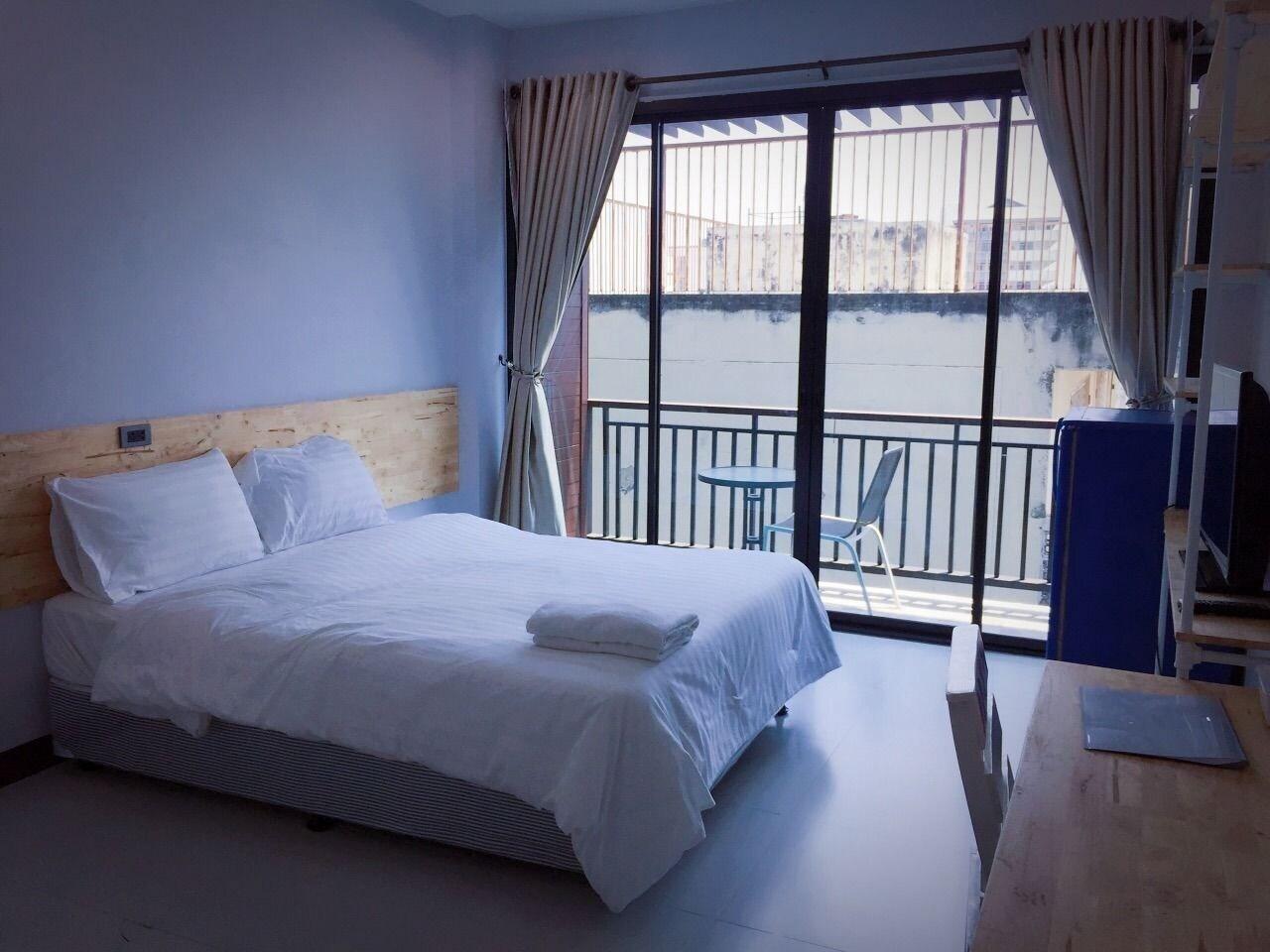 Rinrada Loft Resident Hotel Chiang Mai Ngoại thất bức ảnh