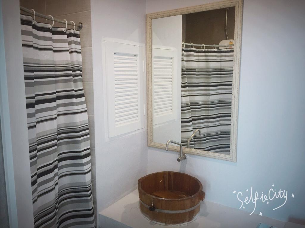 Rinrada Loft Resident Hotel Chiang Mai Ngoại thất bức ảnh